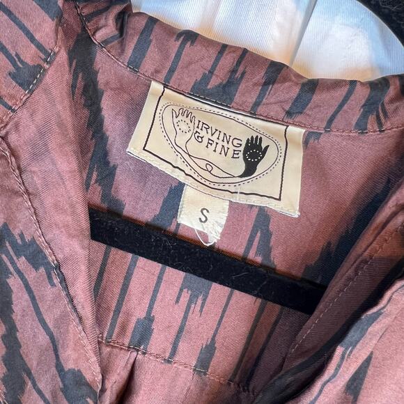 Irving & Fine 100% silk ikat abstract long sleeve blouse - Picture 3 of 4